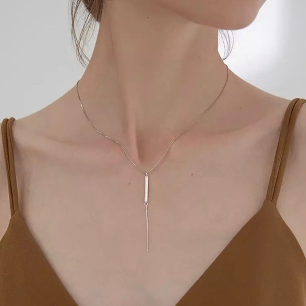 HOST PICK | Gorgeous Long Silver Necklace Accessory Jewelry